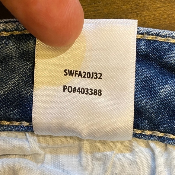 Shyanne Flare 32 (US 13/14) Jeans Back Seams Mid Rise Women’s Stretch Cowgirl - Picture 10 of 13